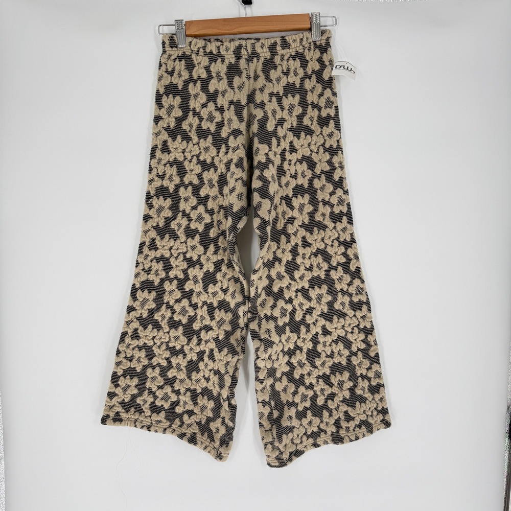Tach Clothing Floral Knit Wide Leg Capri Tan Black Small NEW Beach Casual